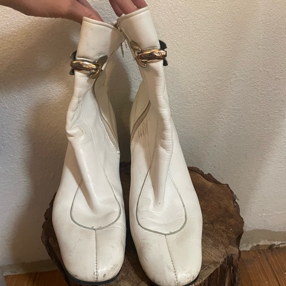 RARE Vintage white ankle boots - Picture 4 of 7